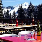 Le Refuge Du Lachat بيت شباب *